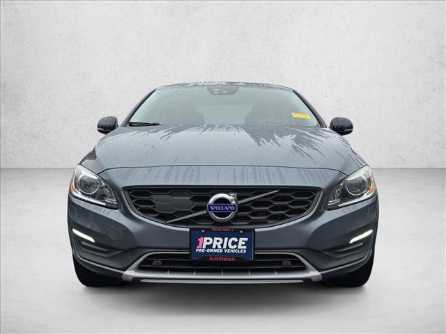 Used 2018 Volvo S60 T5 Cross Country Platinum image 2