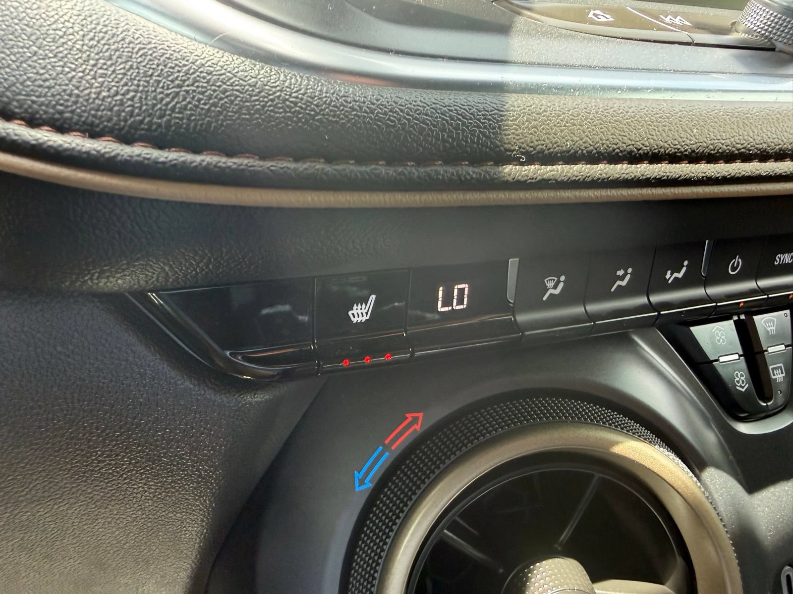 Used 2024 Chevrolet Blazer Premier w/ Driver Confidence II Package FWD image 26