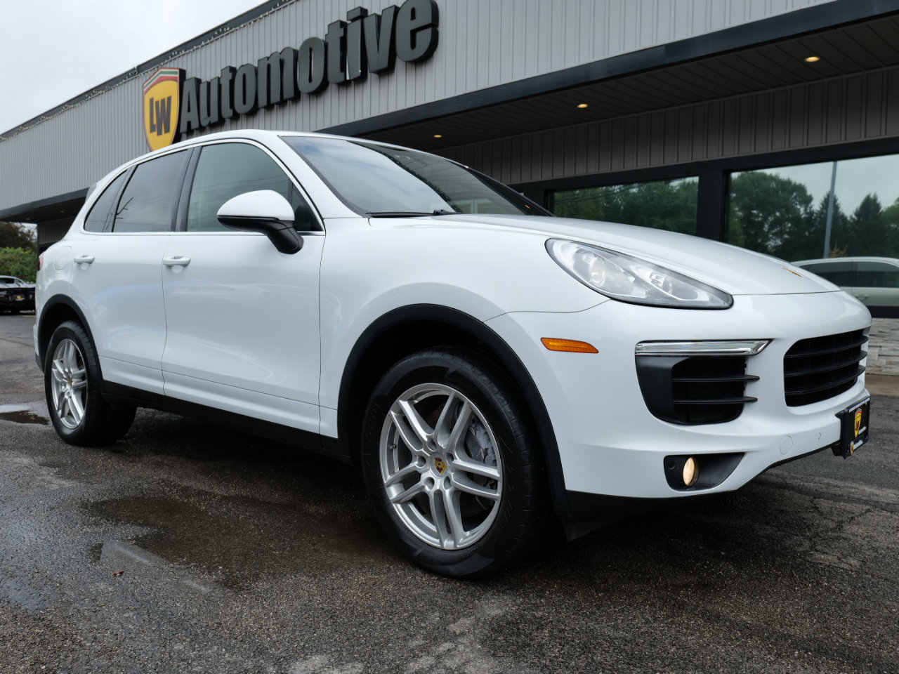 Used 2016 Porsche Cayenne image 90