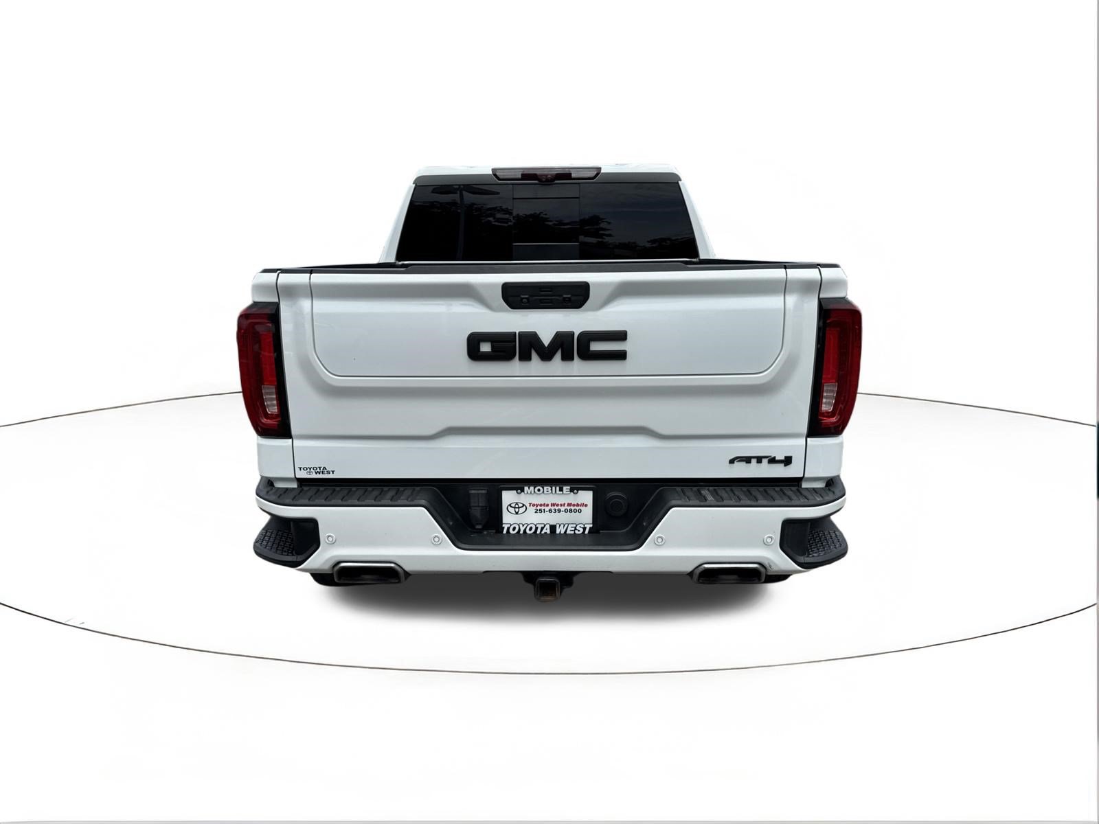 Used 2020 GMC Sierra 1500 AT4 w/ AT4 Premium Package AWD/4WD image 4