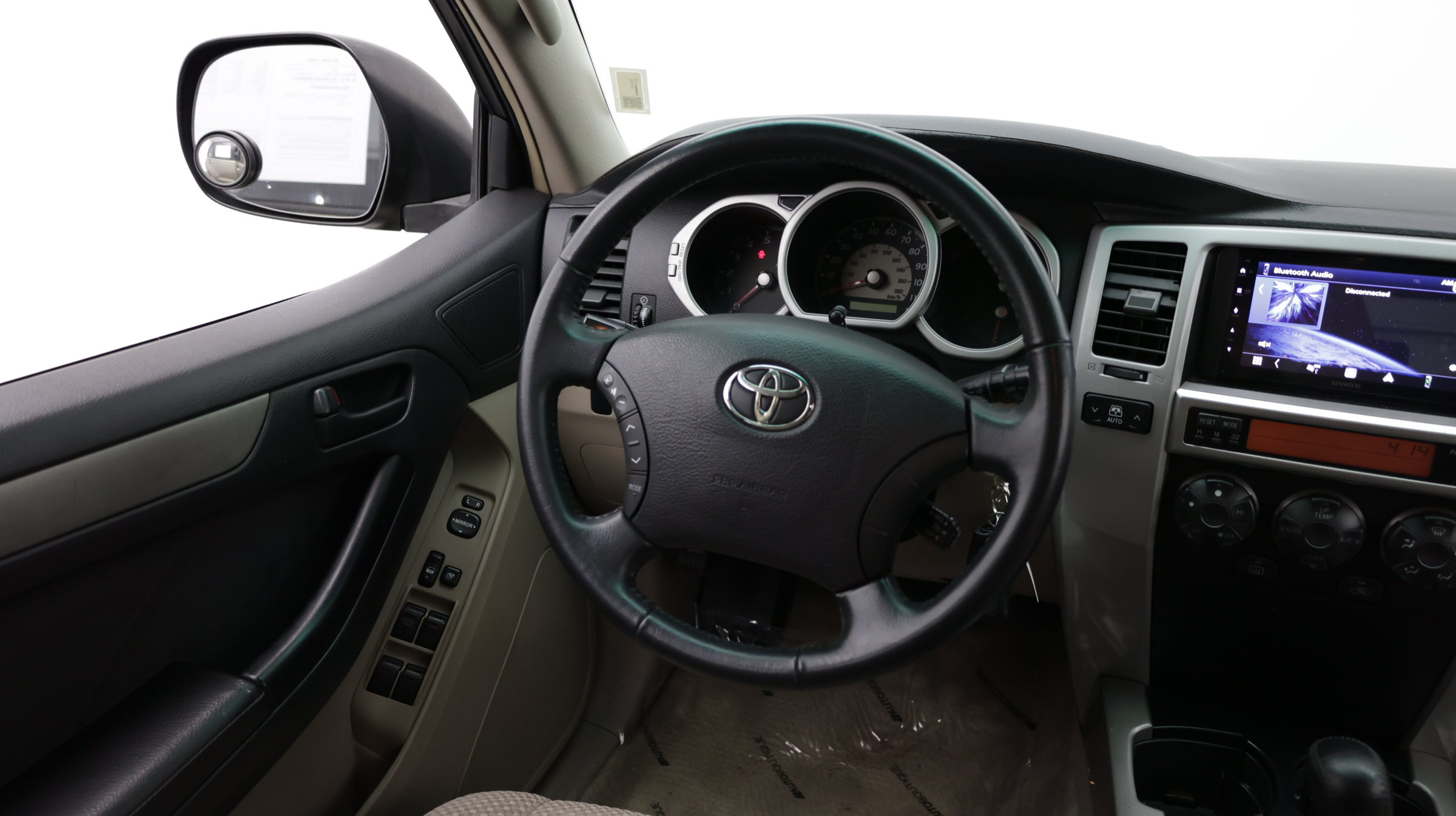 Used 2005 Toyota 4Runner SR5 RWD image 25