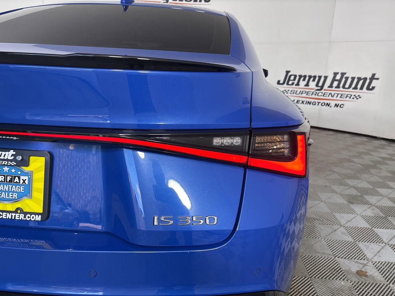 Used 2022 Lexus IS 350 F Sport w/ Accessory Package image 34