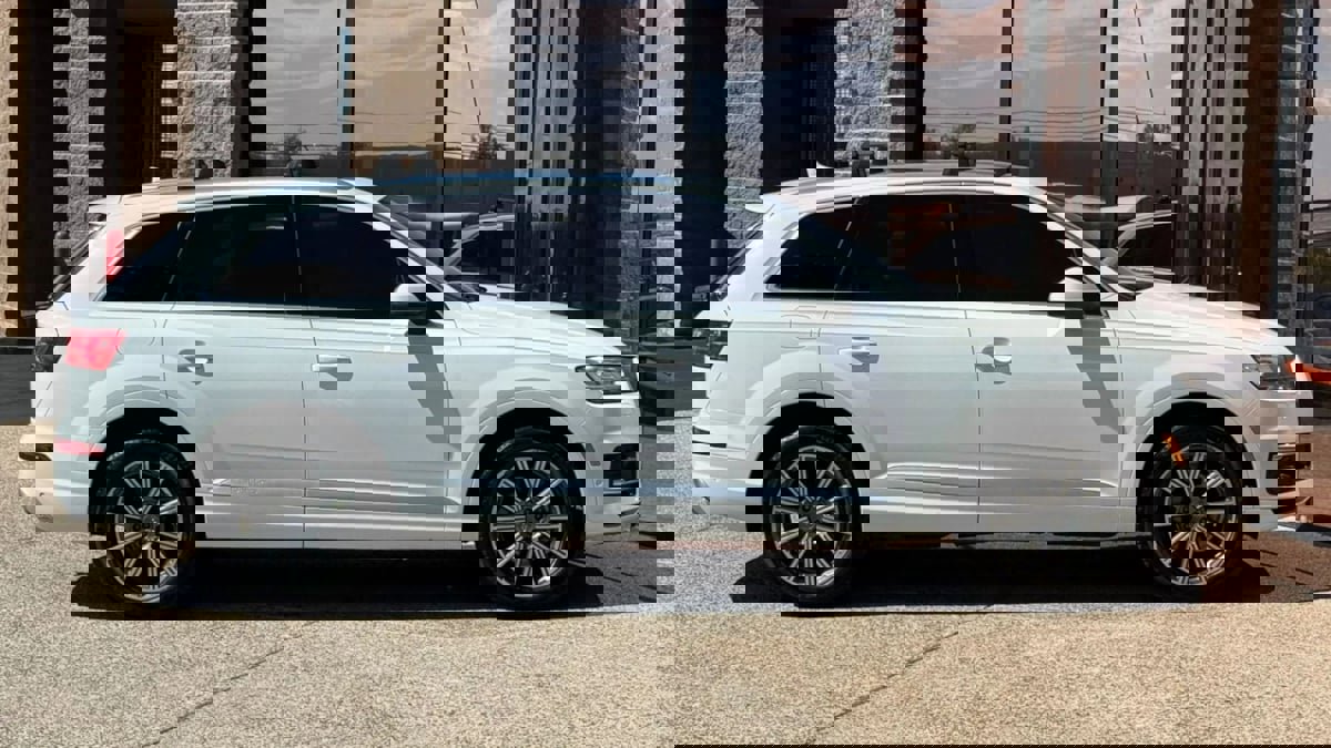 Used 2019 Audi Q7 3.0T Premium Plus image 21