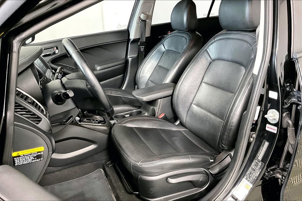 Used 2017 Kia Forte EX image 24