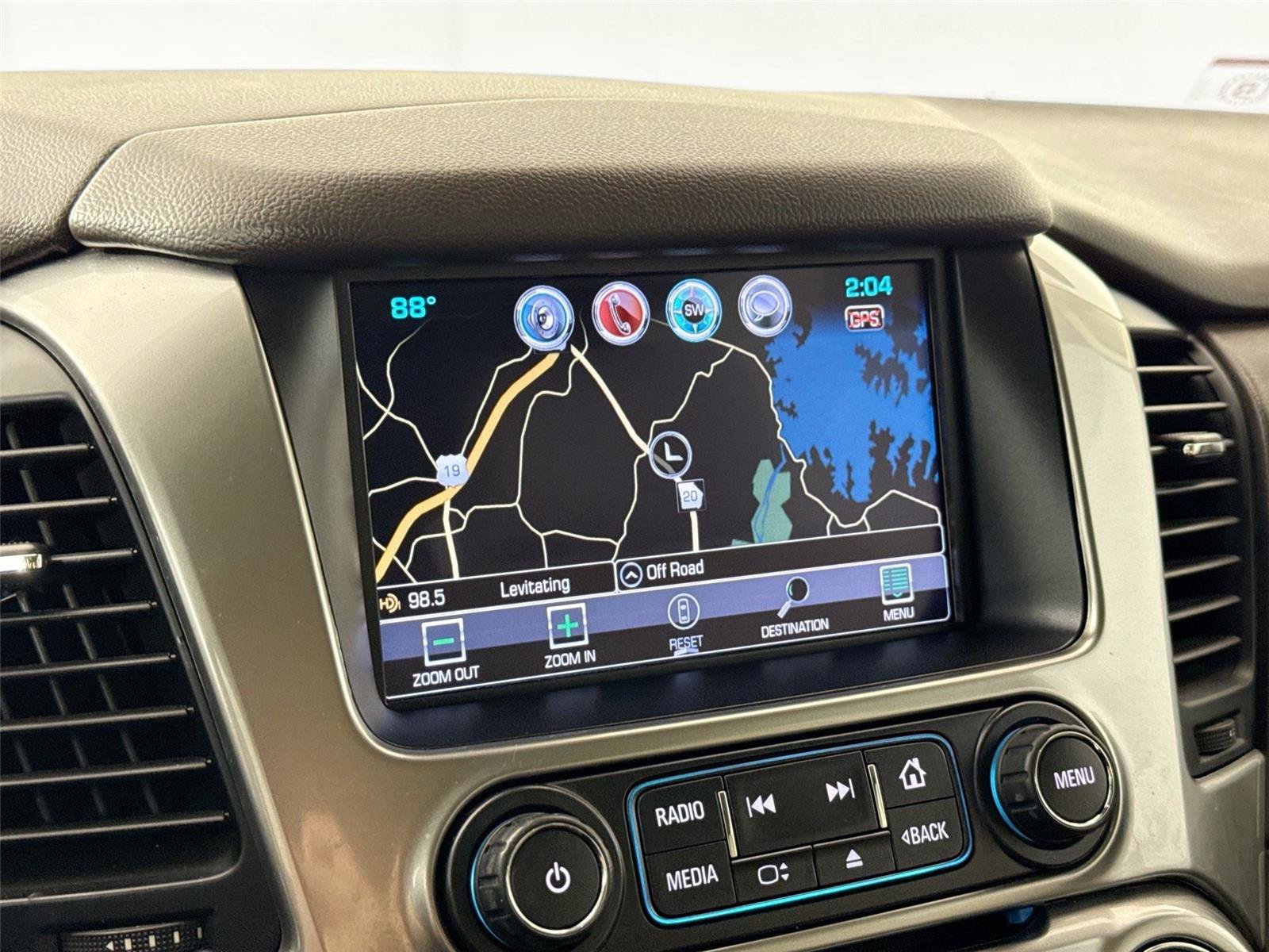 Used 2020 Chevrolet Tahoe LT w/ Luxury Package RWD image 7