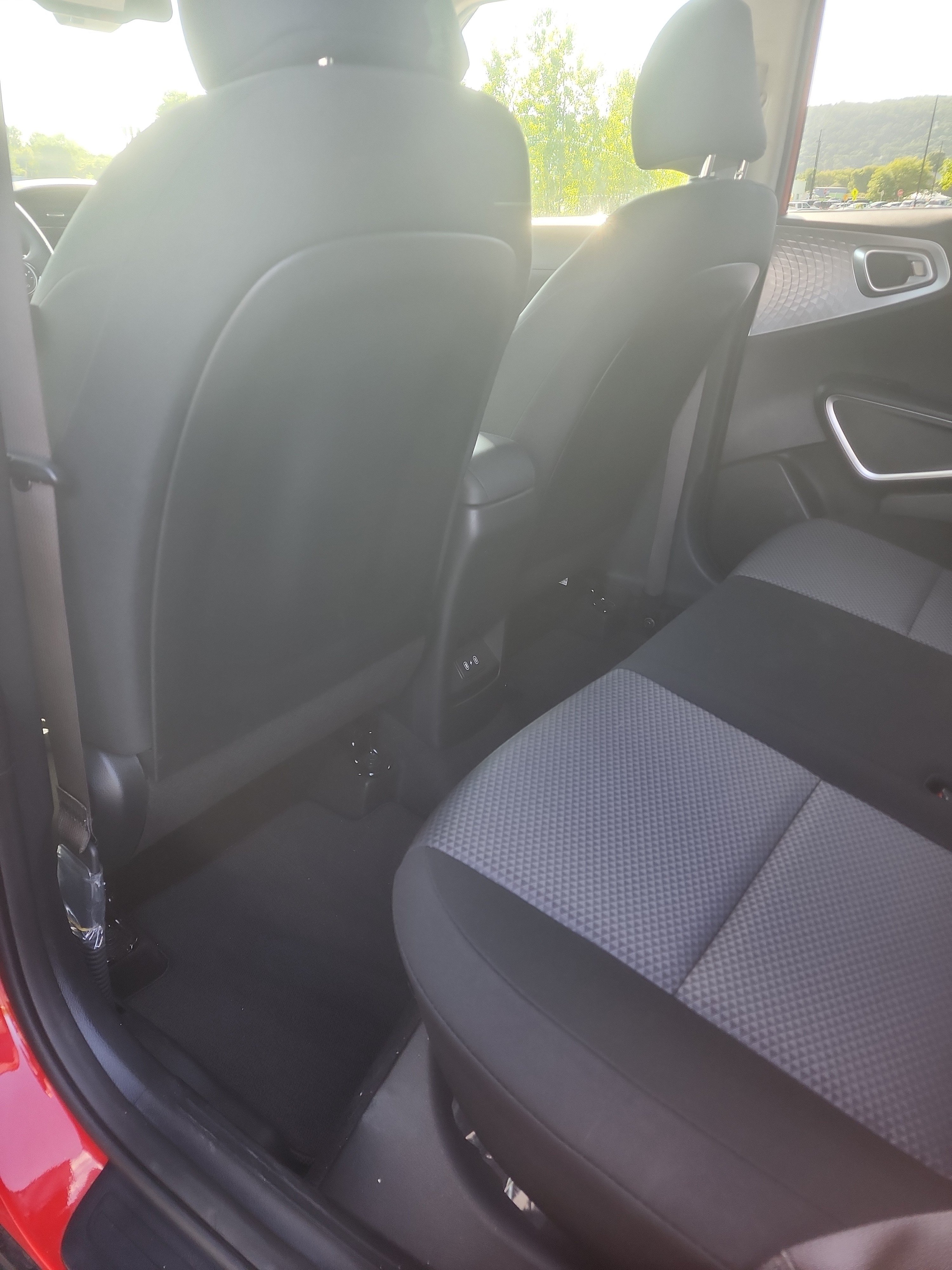 Used 2023 Kia Soul S FWD image 11