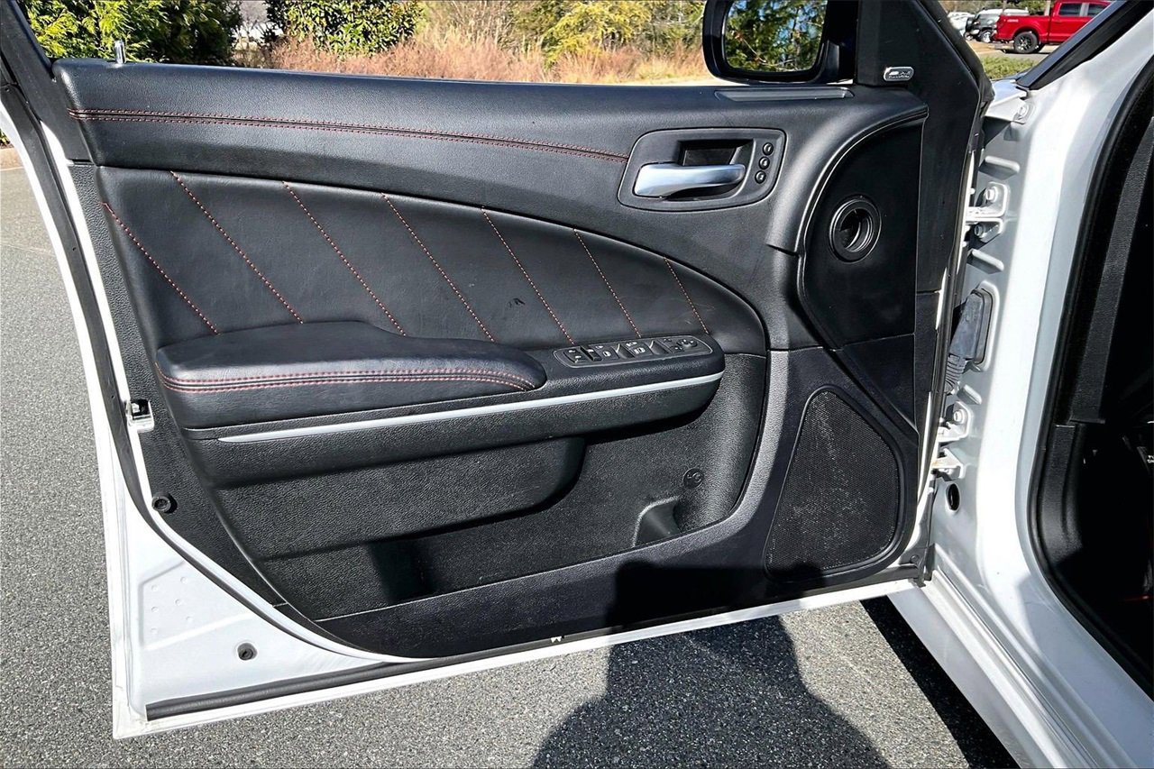 Certified 2023 Dodge Charger Scat Pack w/ Plus Group image 26
