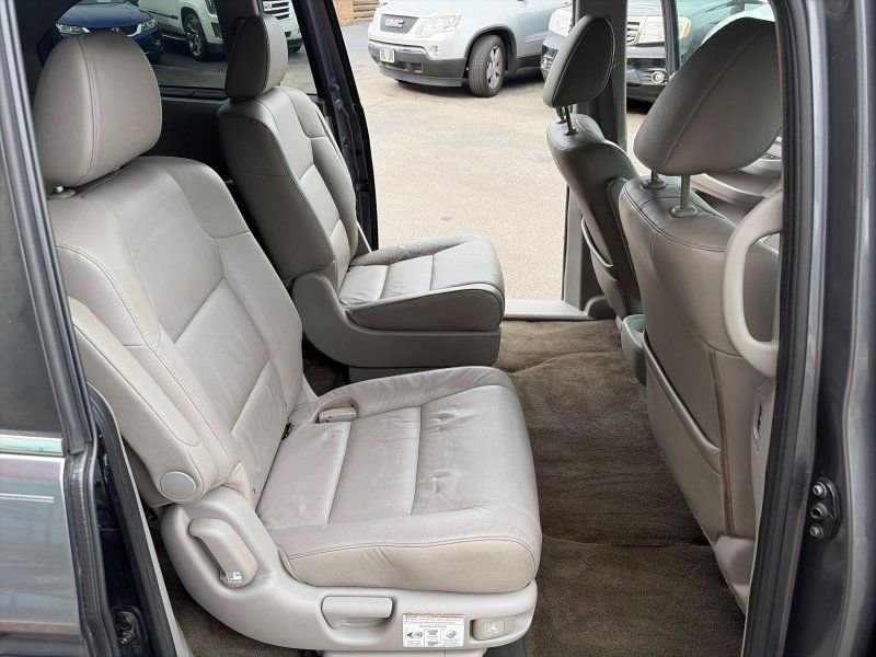 Used 2014 Honda Odyssey EX-L image 11