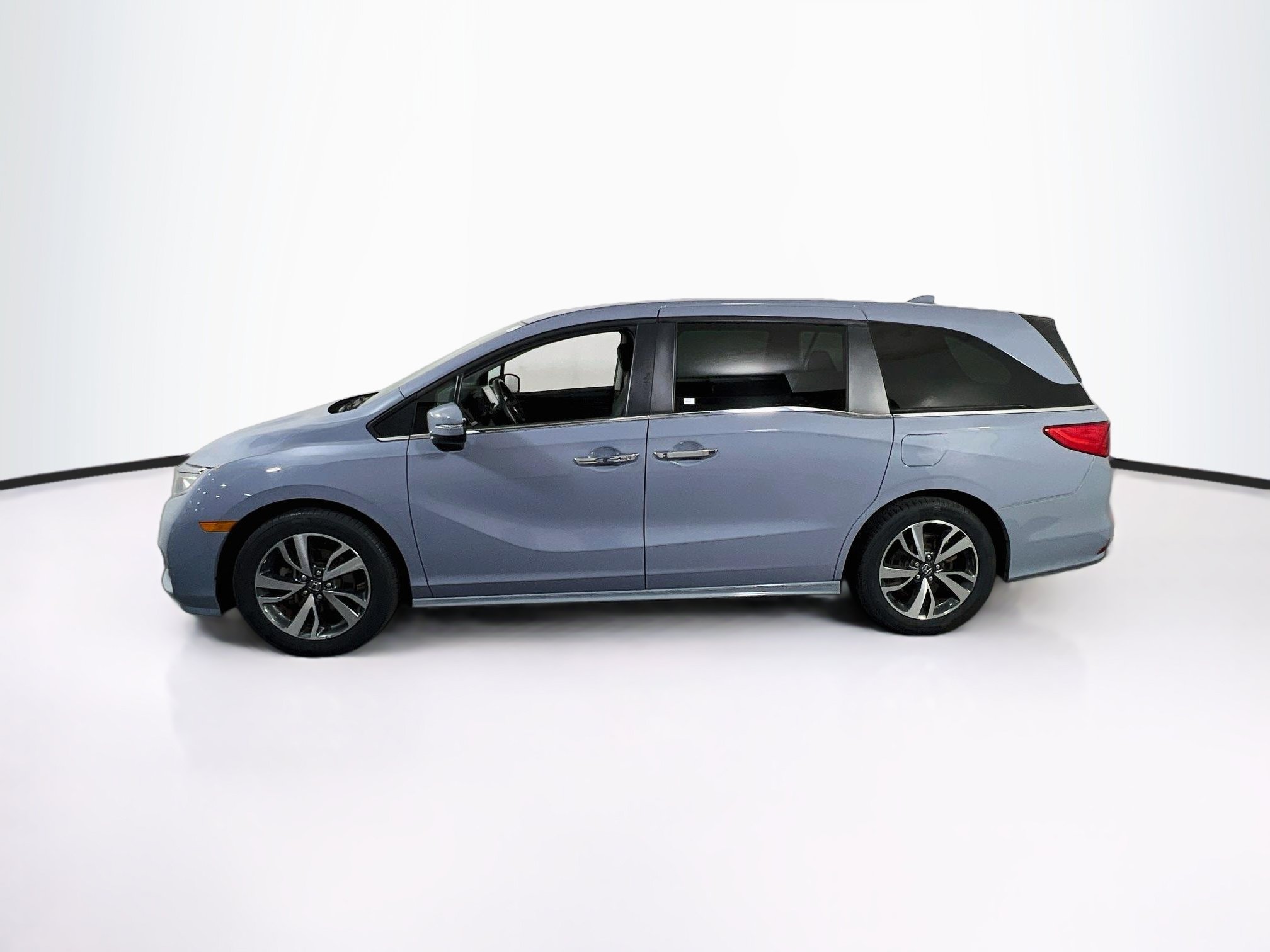 Used 2023 Honda Odyssey Touring image 8