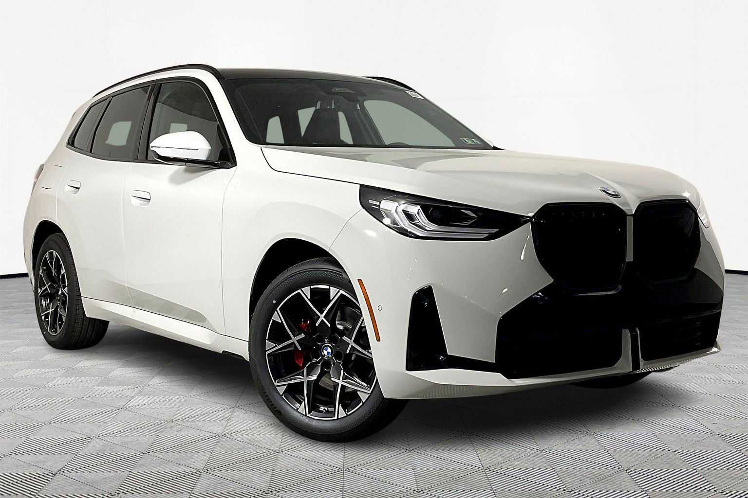 New 2026 BMW X3 xDrive30 w/ M Sport Package AWD/4WD image 2