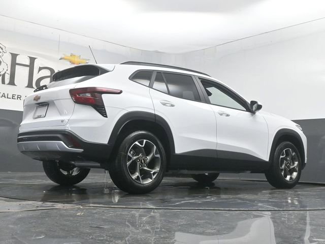 New 2026 Chevrolet Trax LT w/ Driver Confidence Package image 11