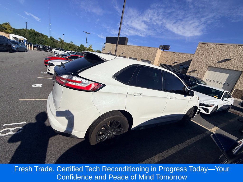 Used 2023 Ford Edge ST-Line AWD/4WD image 5
