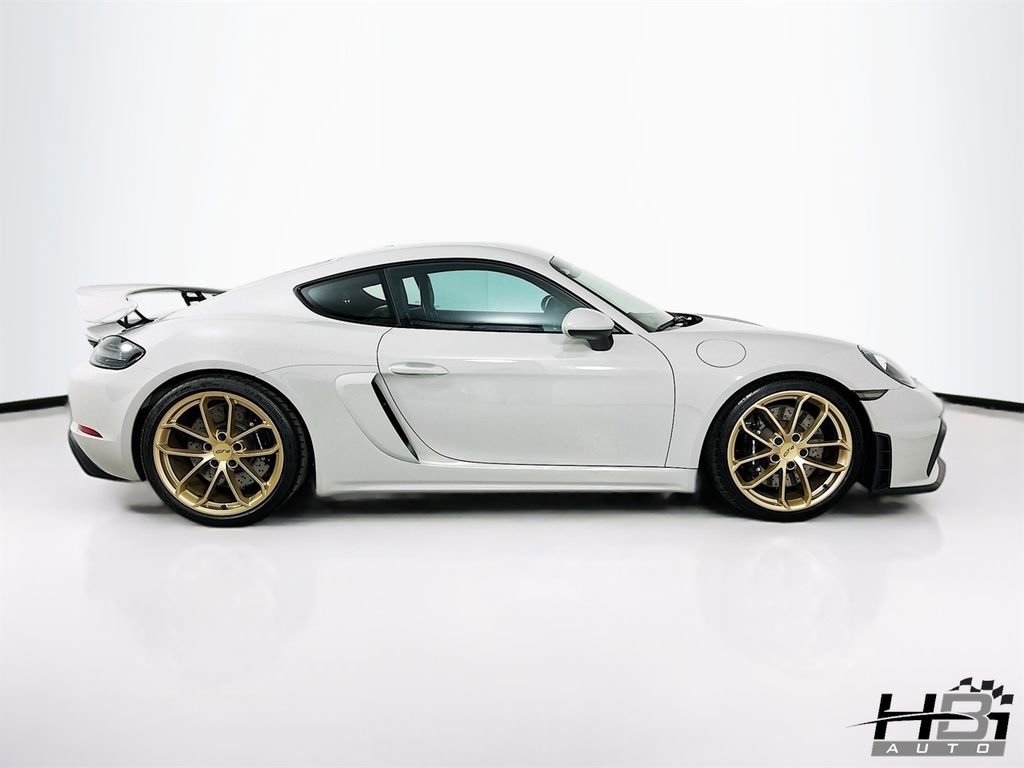 Used 2022 Porsche 718 Cayman GT4 RWD image 5