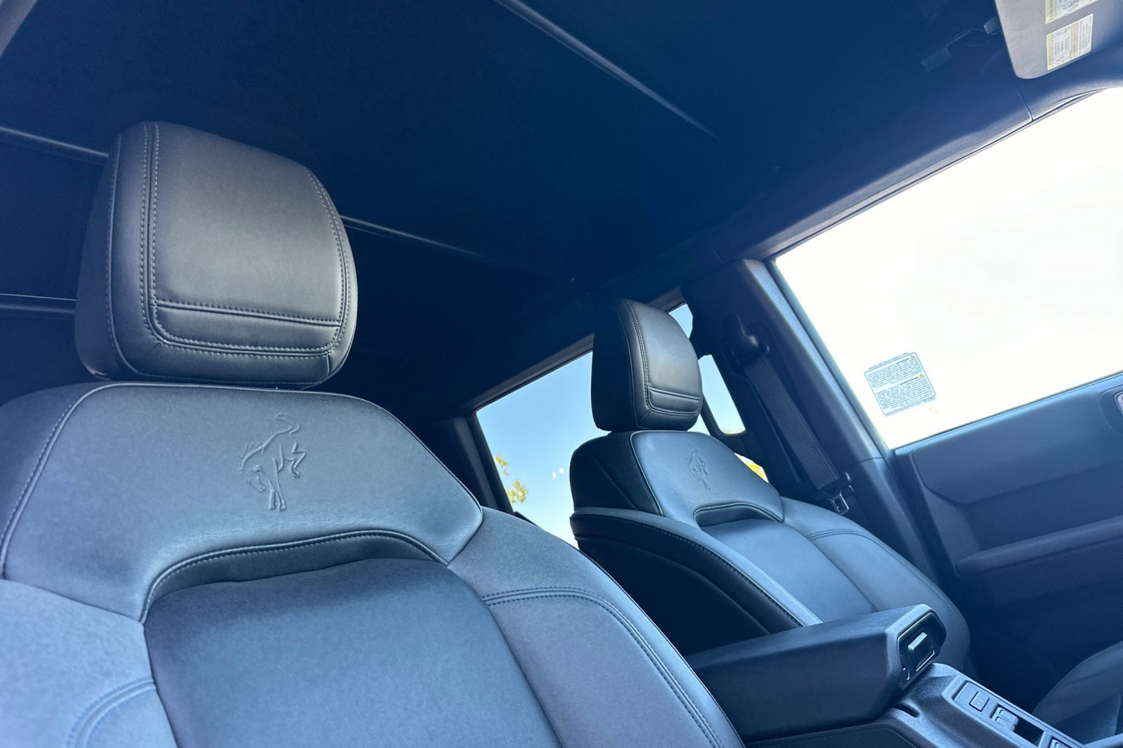 Used 2023 Ford Bronco Black Diamond w/ Sasquatch Package image 17