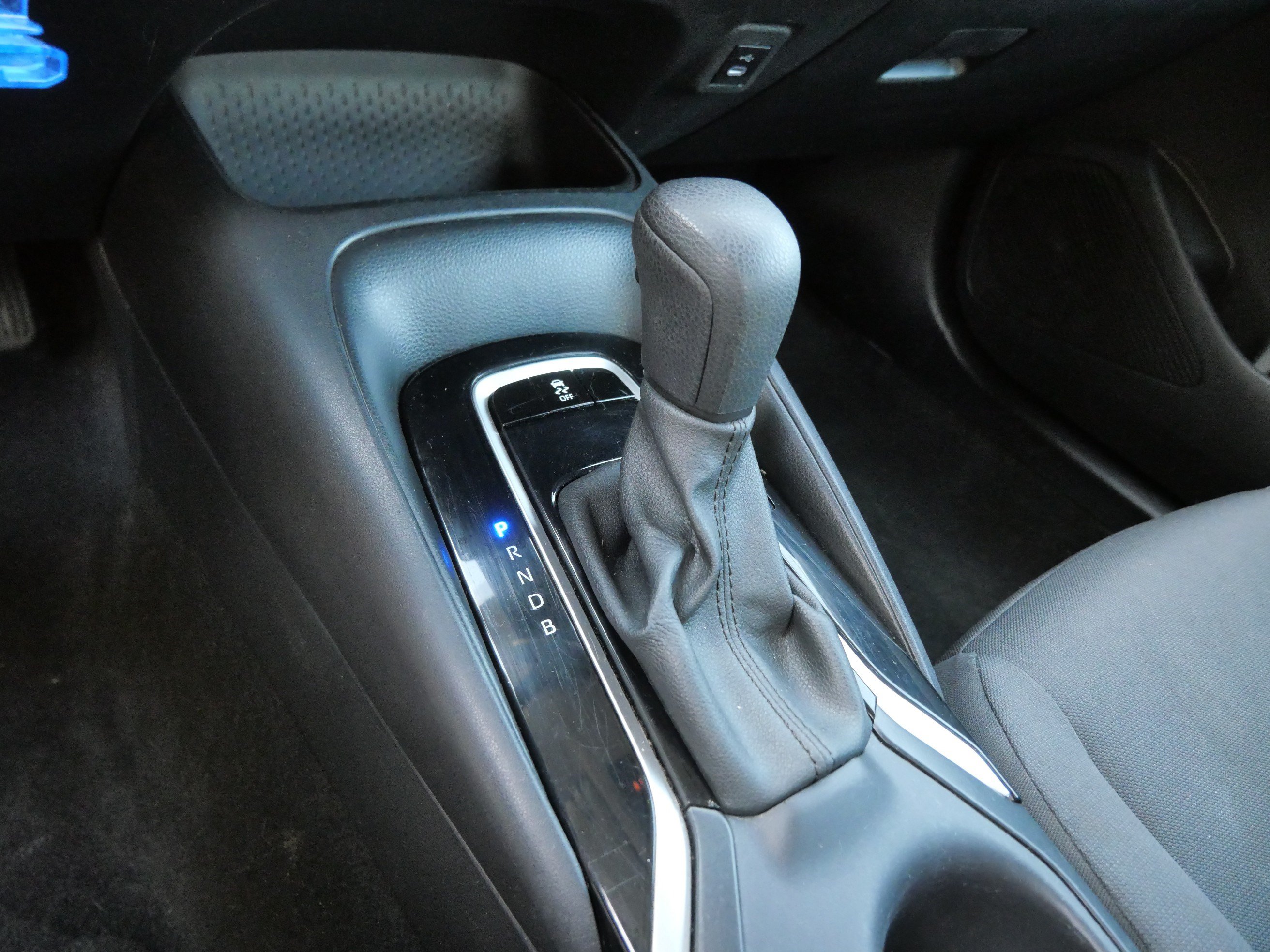 Certified 2024 Toyota Corolla LE FWD image 25
