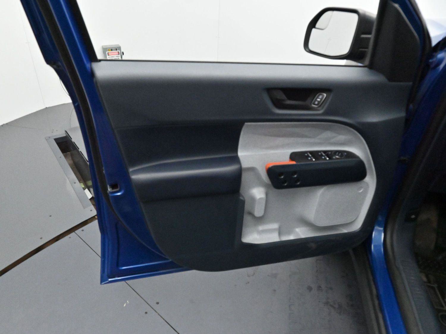 Used 2024 Ford Maverick XLT w/ Equipment Group 300A Standard image 9