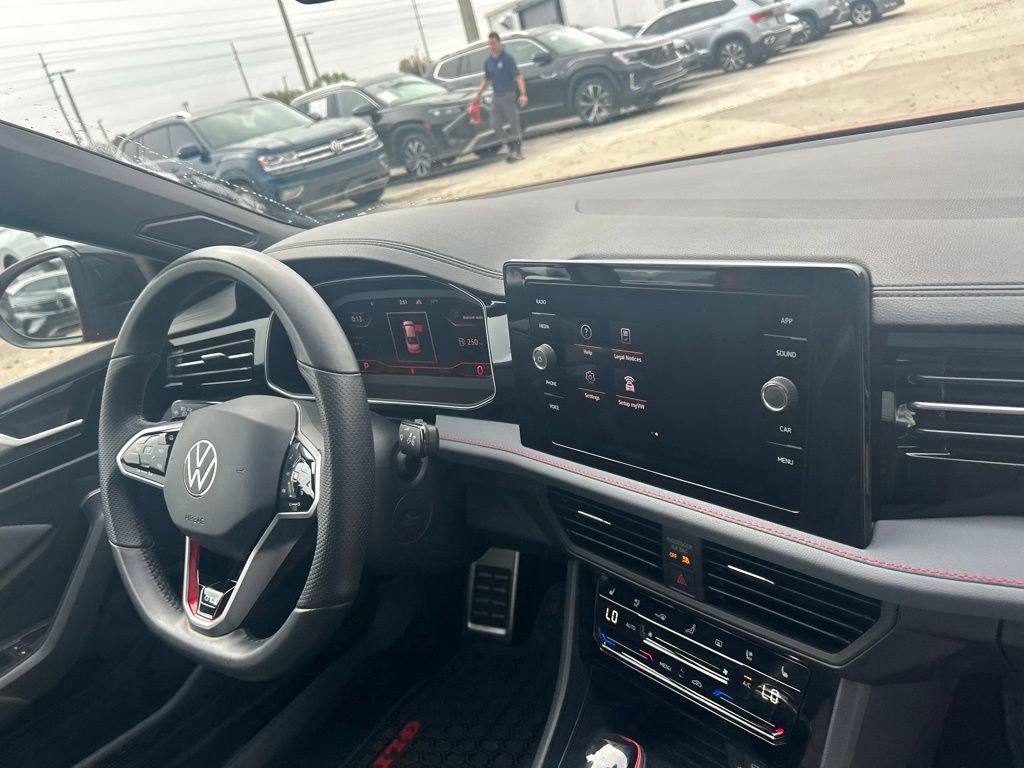 Certified 2025 Volkswagen Jetta GLI Autobahn w/ GLI Black Package image 37