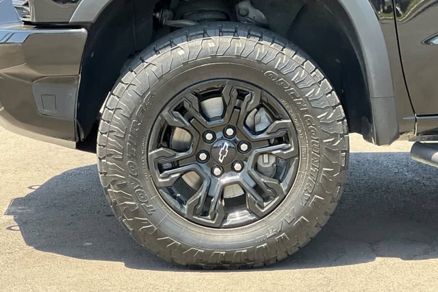 Used 2022 Chevrolet Silverado 1500 ZR2 w/ Technology Package AWD/4WD image 37