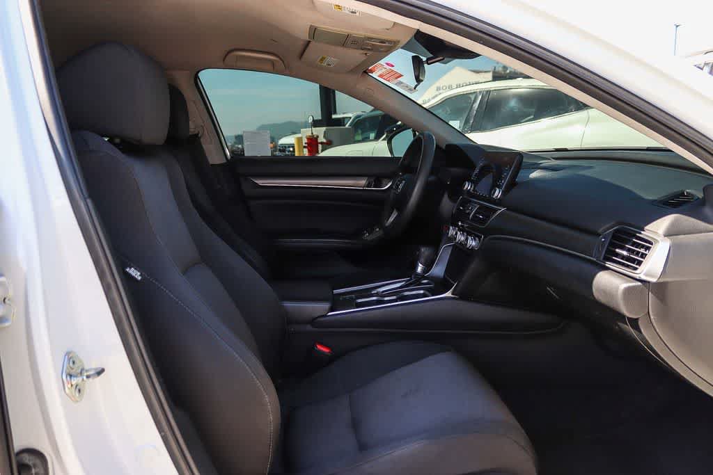 Used 2018 Honda Accord LX image 16