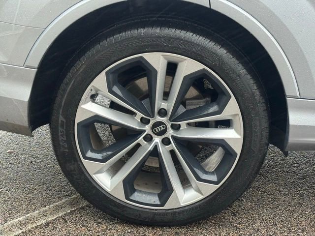 Used 2021 Audi Q7 3.0T Premium Plus image 14