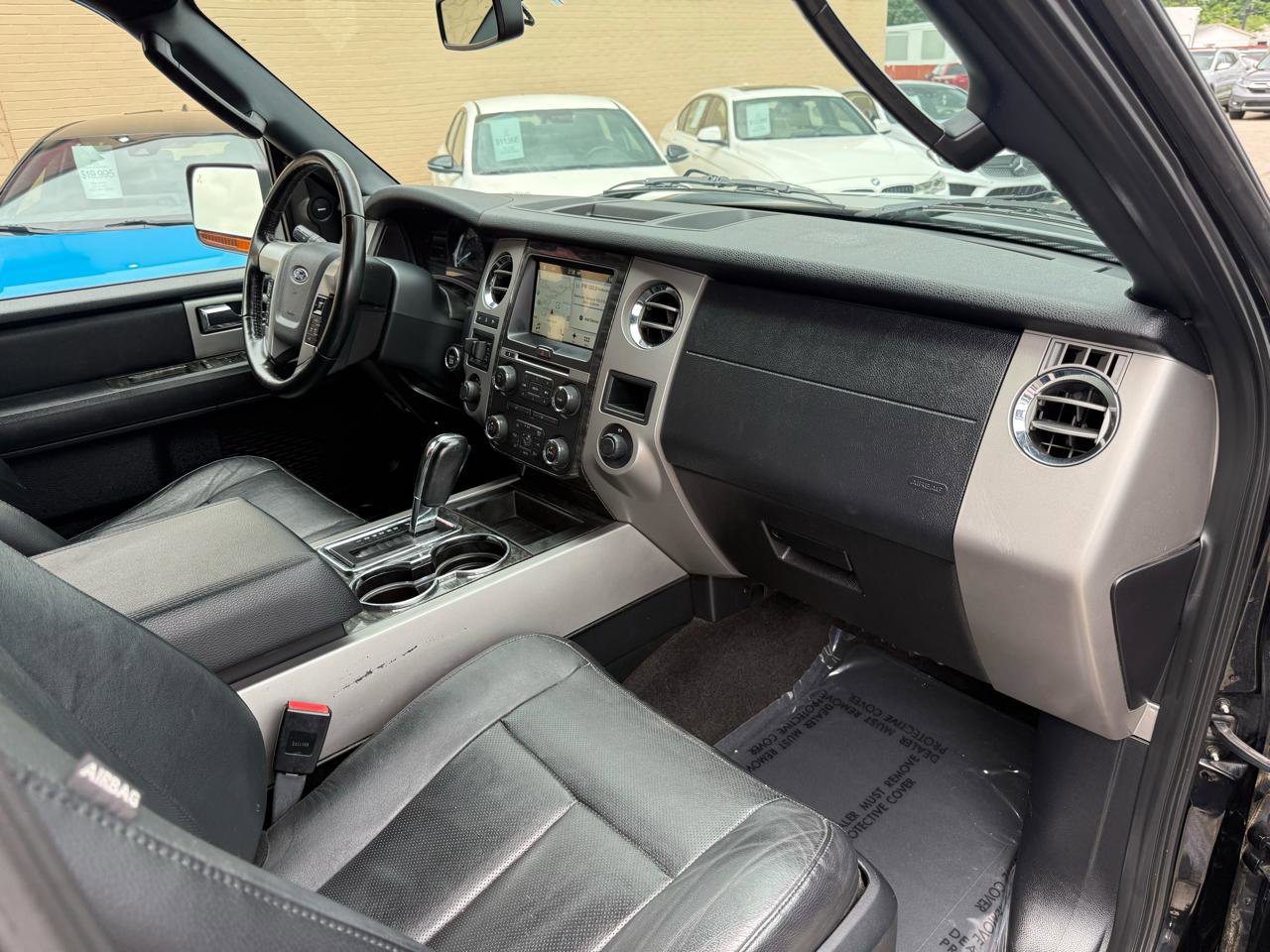 Used 2016 Ford Expedition EL Limited w/ Equipment Group 301A AWD/4WD image 28