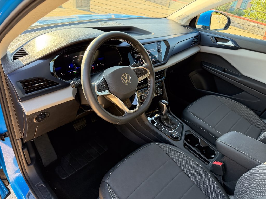 Certified 2023 Volkswagen Taos SE AWD/4WD image 10