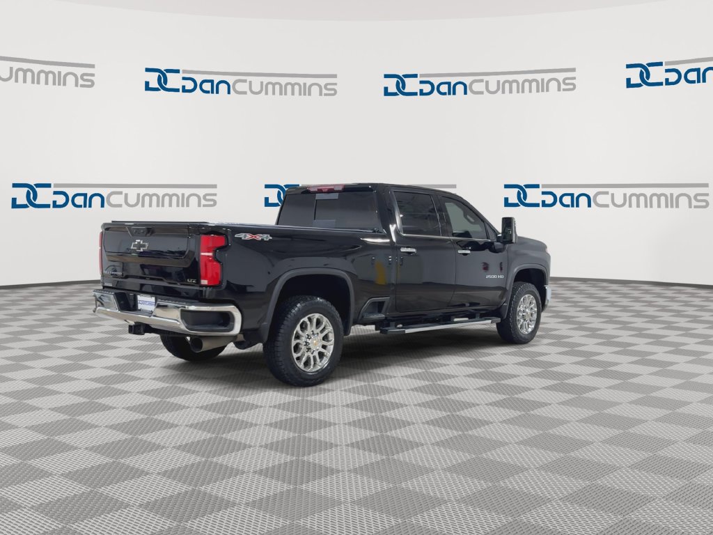Used 2024 Chevrolet Silverado 2500 LTZ w/ LTZ Premium Package AWD/4WD image 8