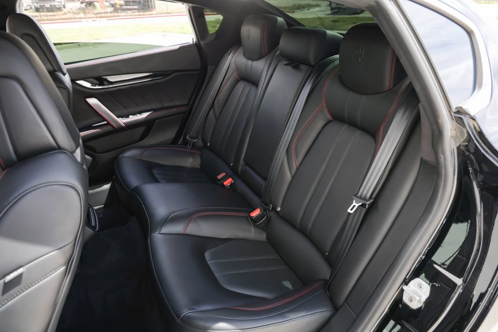 Used 2019 Maserati Quattroporte S GranSport RWD image 28