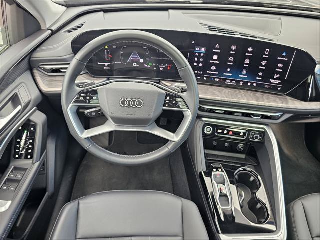 Used 2025 Audi Q5 Premium w/ Convenience Package AWD/4WD image 5
