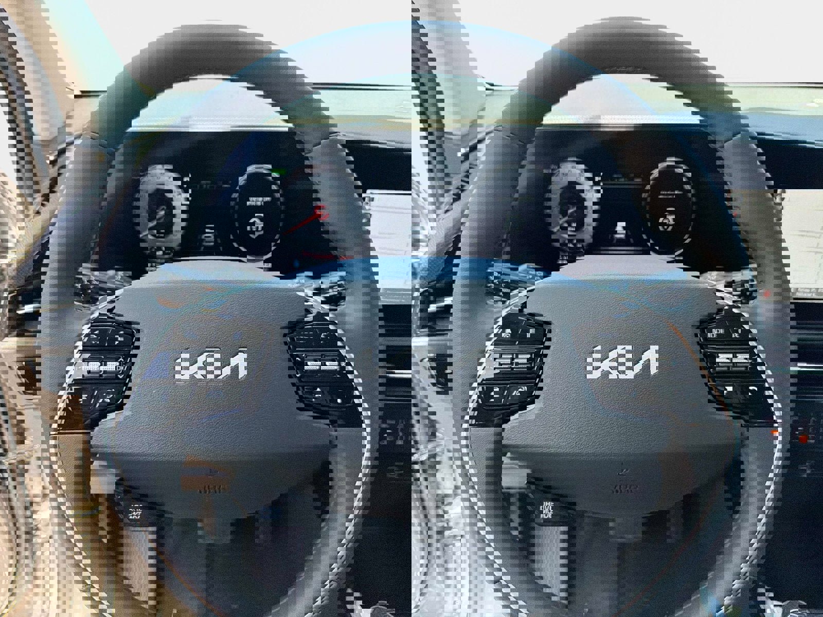 New 2025 Kia Niro Wind w/ Wind Preserve Package image 24