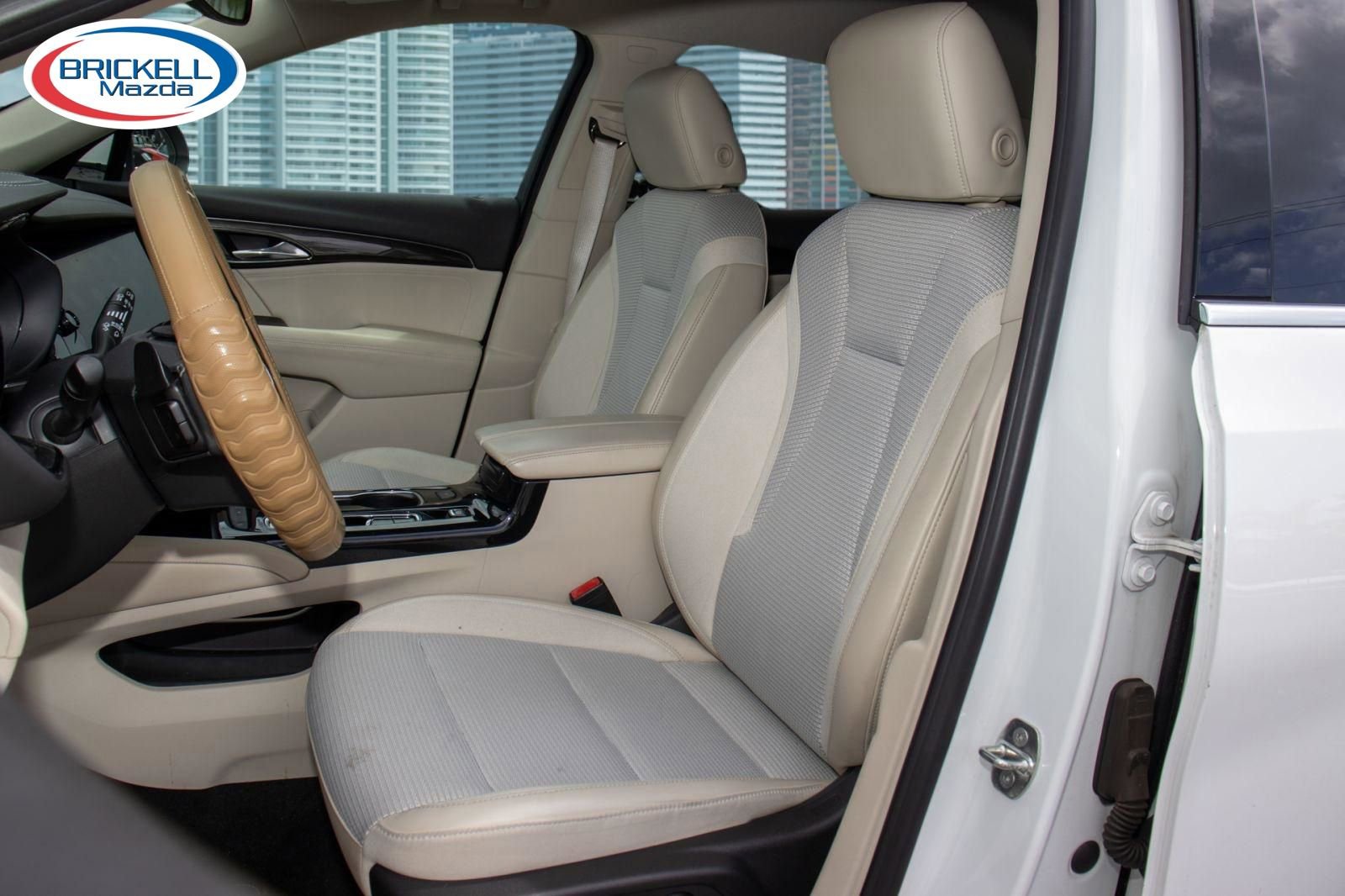 Used 2021 Buick Envision Preferred image 6