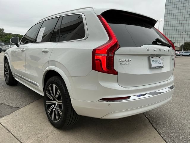 Certified 2025 Volvo XC90 B5 Core AWD/4WD image 9