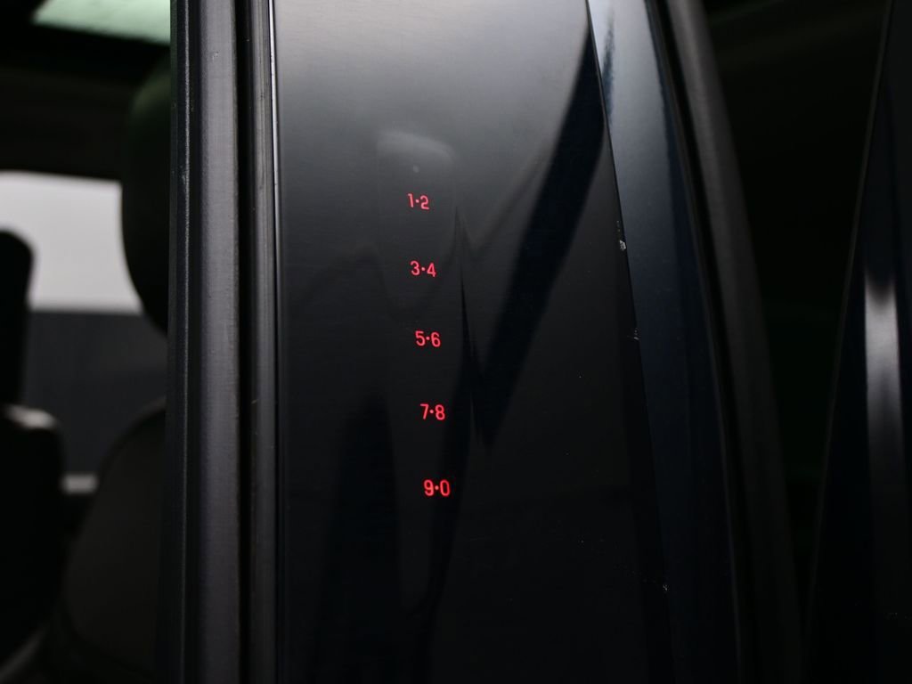 Used 2025 Ford Expedition Active RWD image 38