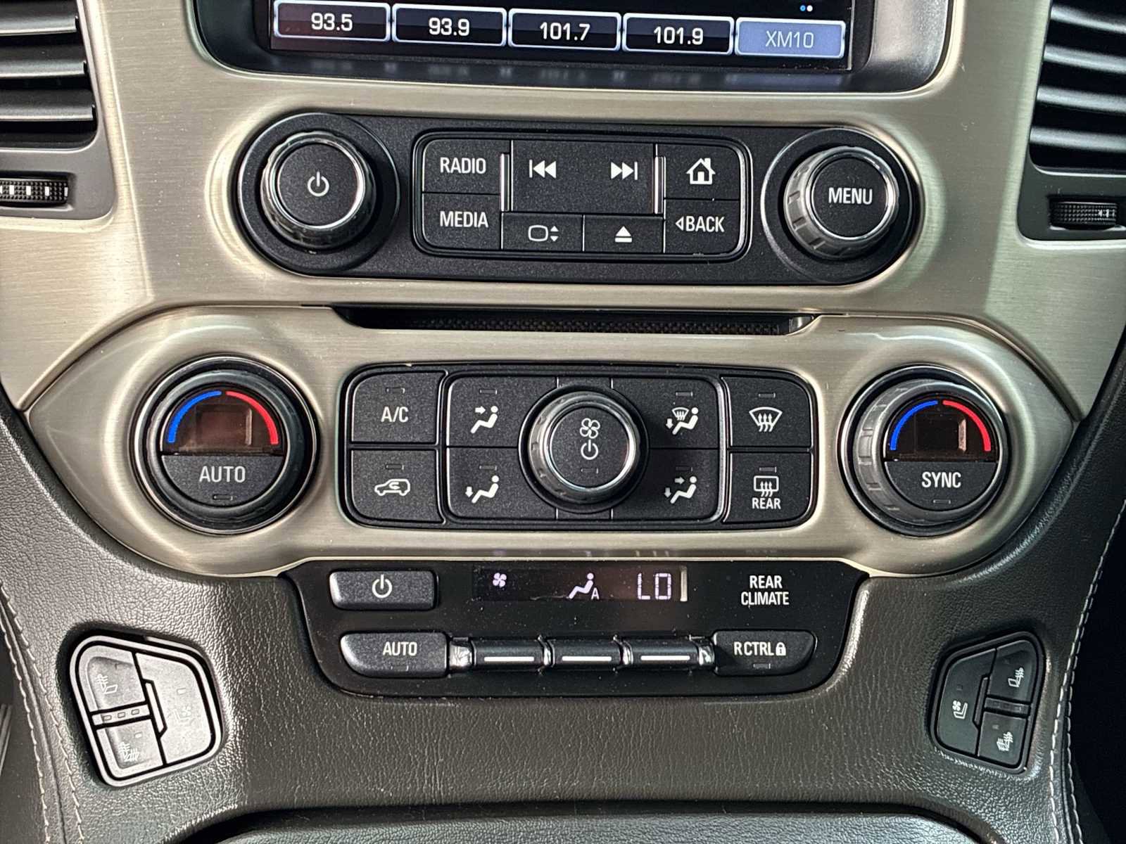 Used 2019 GMC Yukon Denali w/ Open Road Package AWD/4WD image 17