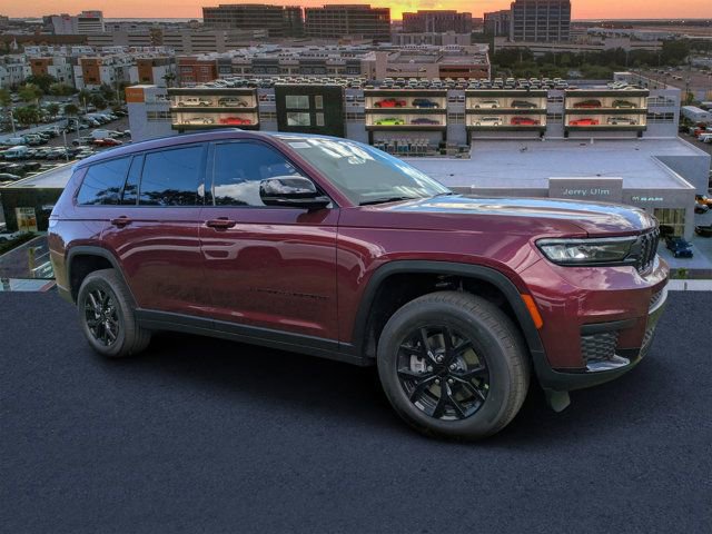 New 2025 Jeep Grand Cherokee L Laredo