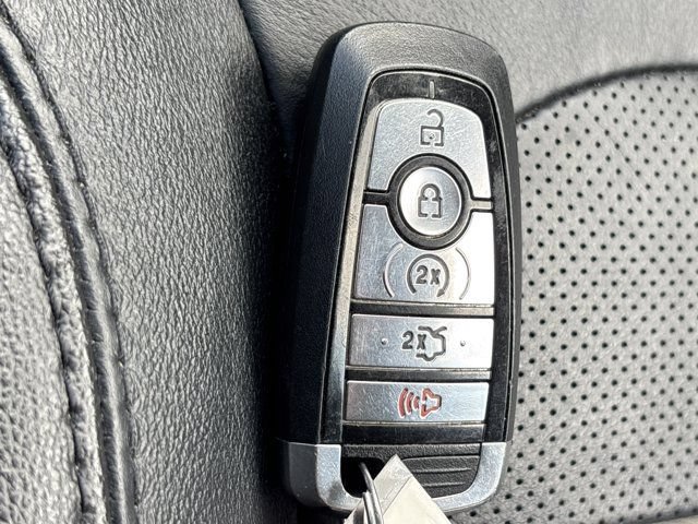 Used 2018 Ford Explorer Limited AWD/4WD image 47