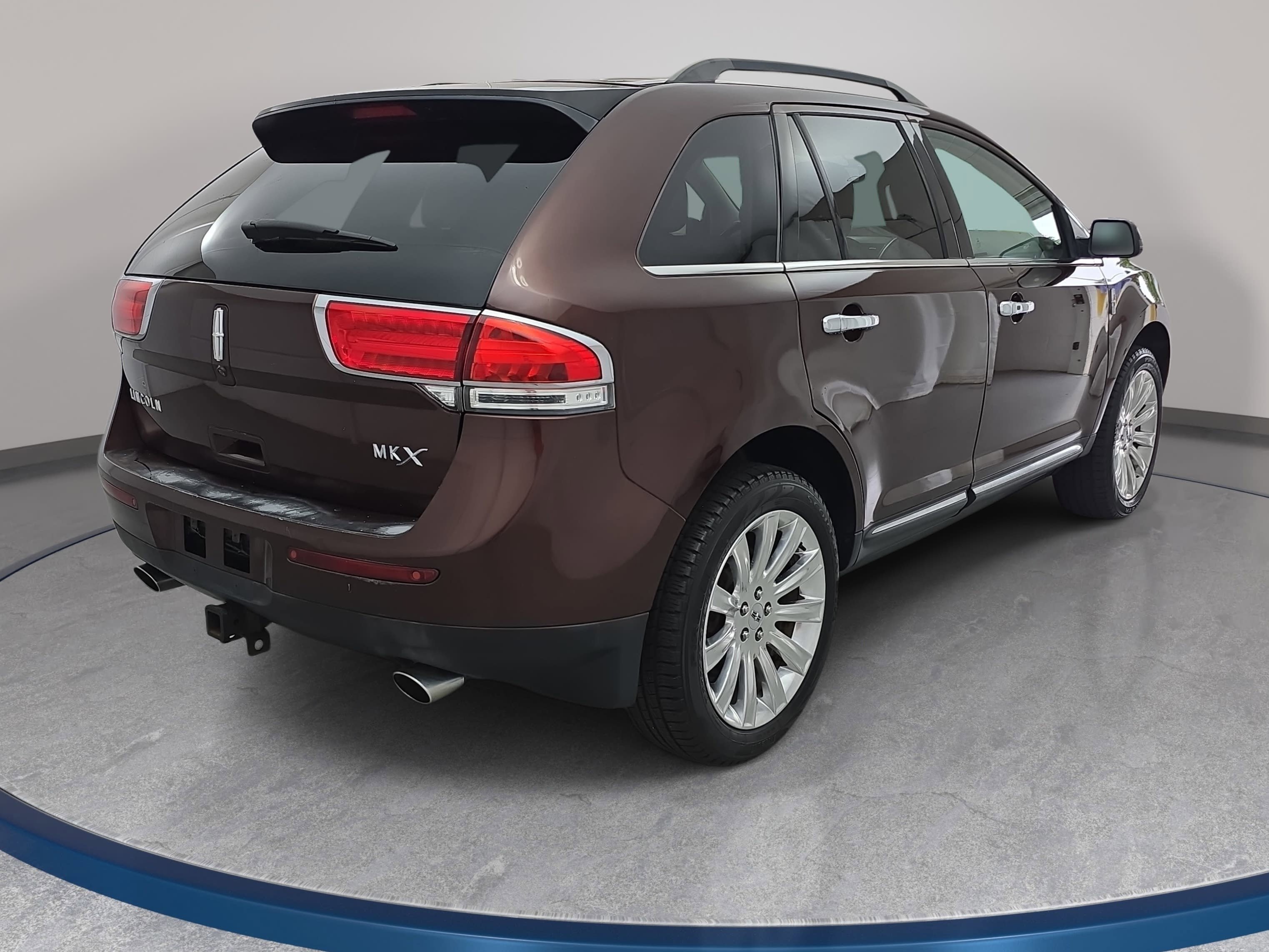 Used 2012 Lincoln MKX FWD image 5