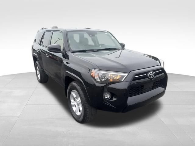 Used 2022 Toyota 4Runner SR5 RWD image 7