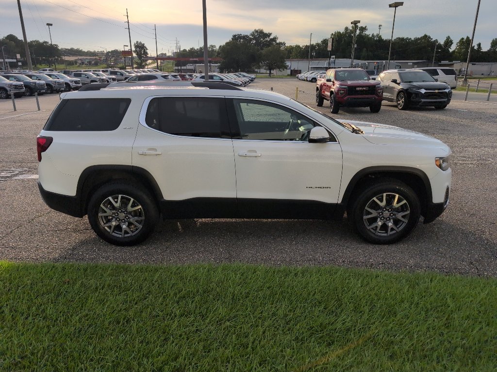 Used 2023 GMC Acadia SLT image 6