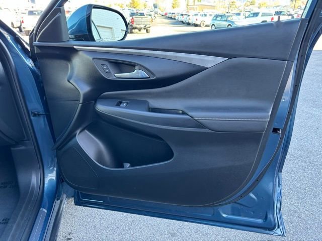Certified 2024 Buick Envista Avenir image 23