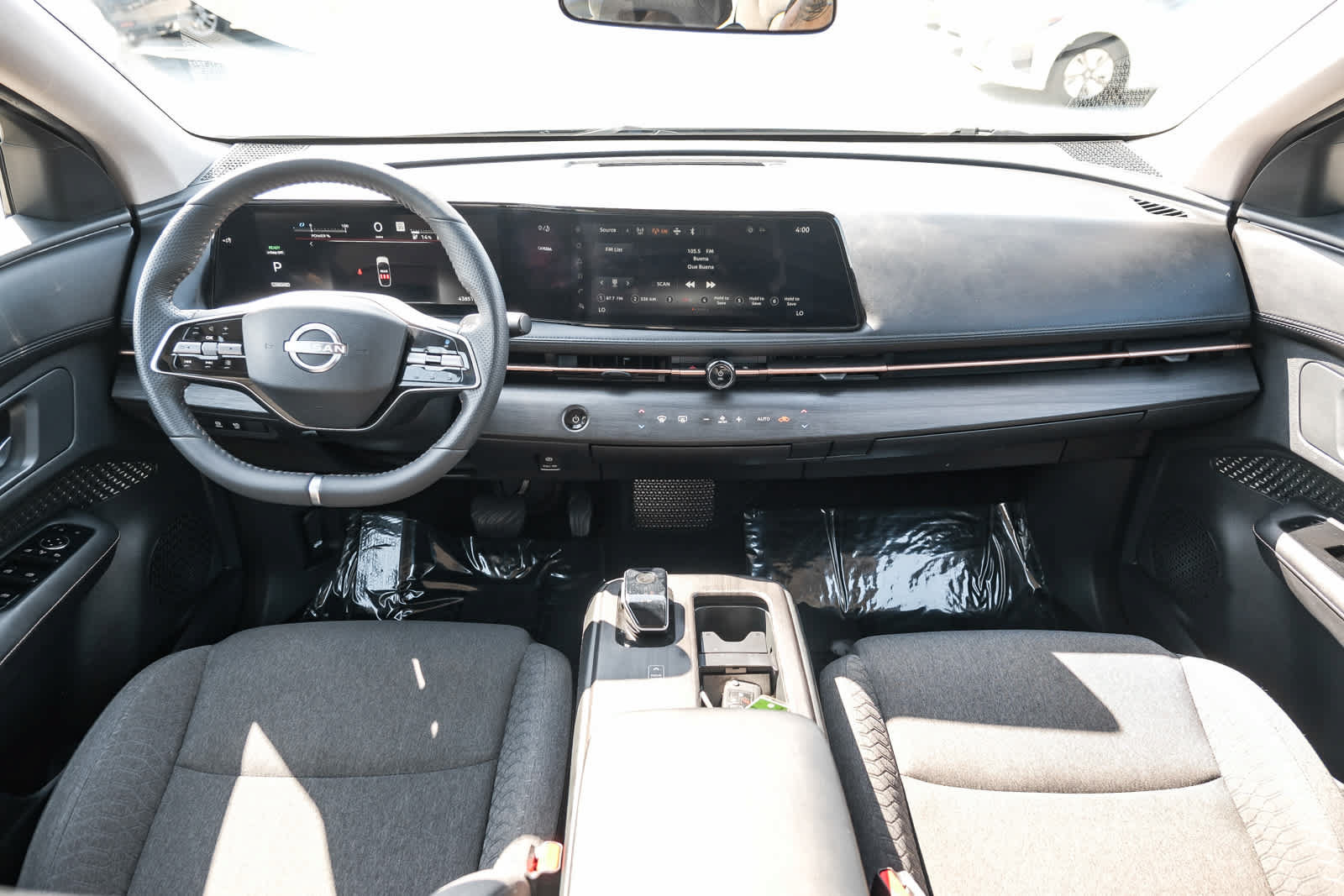 Used 2023 Nissan Ariya FWD image 13