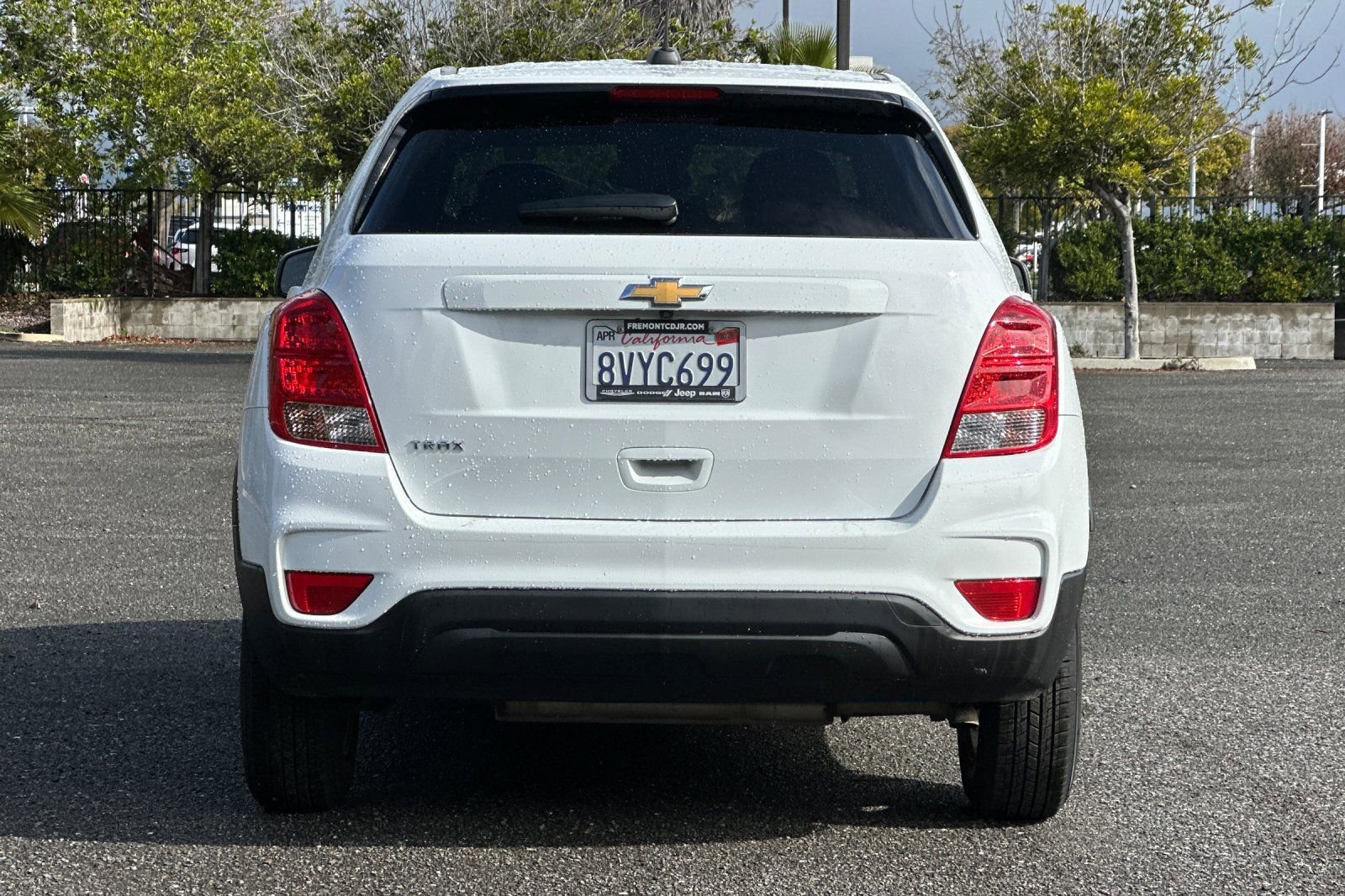 Used 2021 Chevrolet Trax LS w/ Tint and Cruise Package FWD image 4