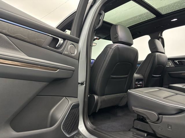 New 2026 Buick Enclave Avenir w/ Super Cruise Package image 44