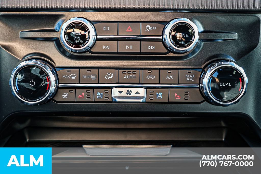 Used 2025 Ford F450 Platinum w/ Snow Plow Prep Package image 40