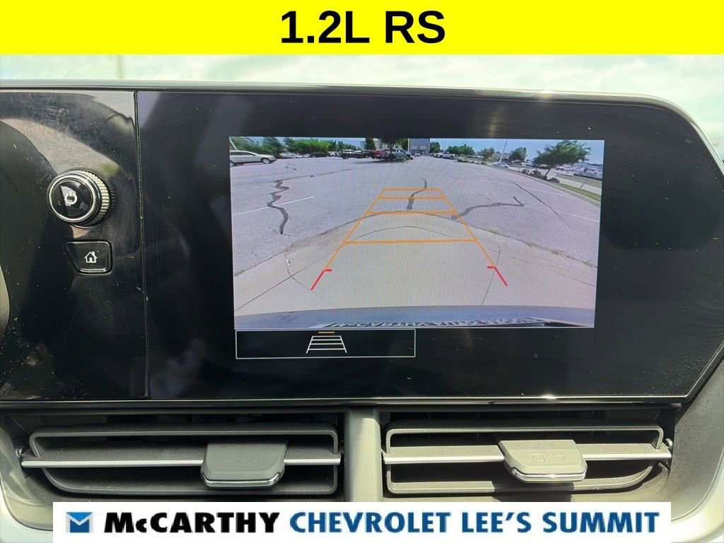 Used 2025 Chevrolet Trax RS w/ Driver Confidence Package FWD image 11