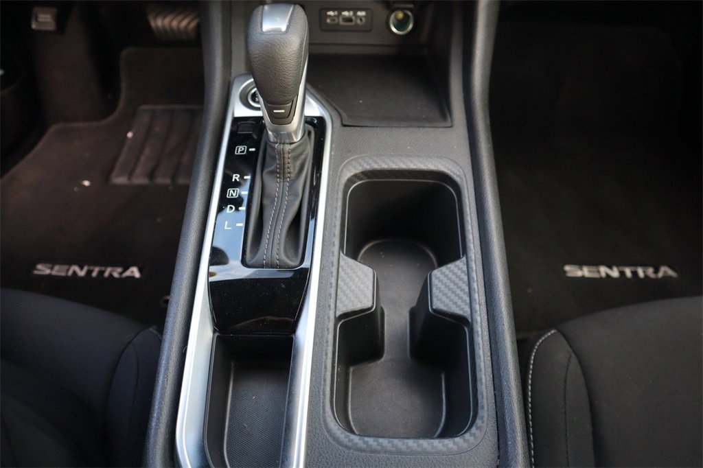 Certified 2025 Nissan Sentra SV image 17