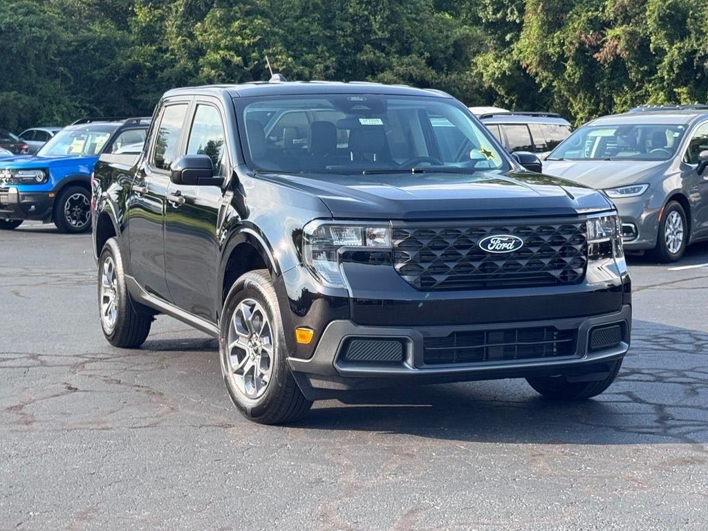 New 2026 Ford Maverick XLT w/ XLT Luxury Package FWD image 1