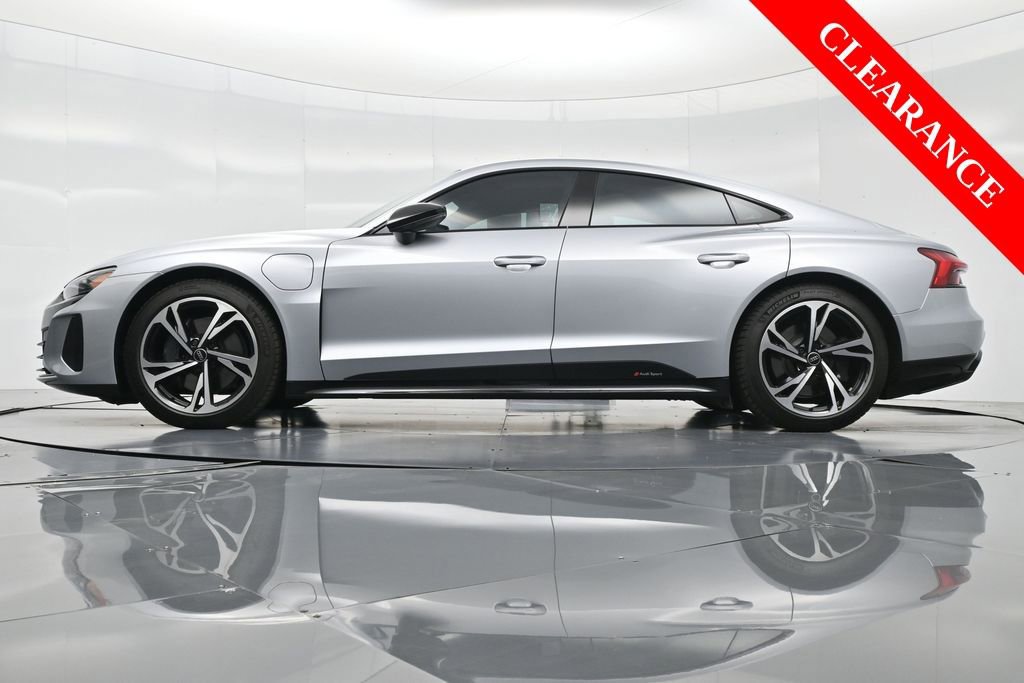 Used 2024 Audi e-tron GT Premium Plus image 52