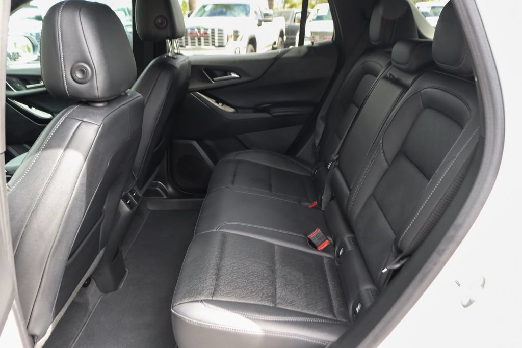 Used 2026 Chevrolet Equinox LT w/ Convenience Package II AWD/4WD image 32