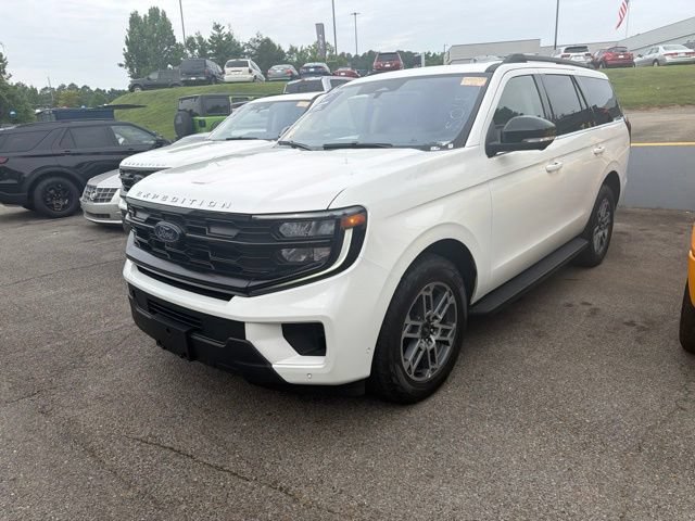 Used 2025 Ford Expedition Active AWD/4WD image 11